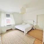 Bel Etage Im Historischen Amtshaus Fehmarn