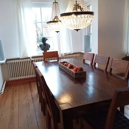 Villa Bel Etage Im Historischen Amtshaus *