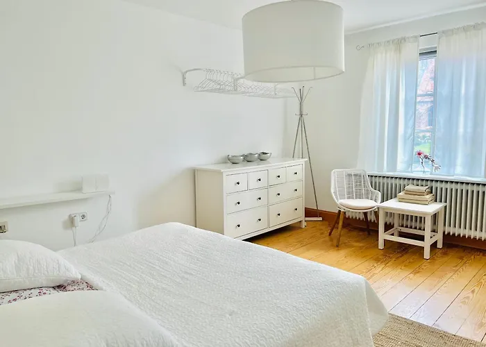 Villa Bel Etage Im Historischen Amtshaus Fehmarn