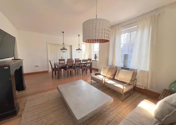 Villa Bel Etage Im Historischen Amtshaus